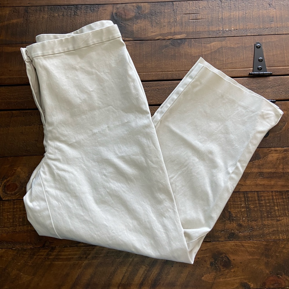 Ann Taylor Petites Khaki Capri Pants 8P